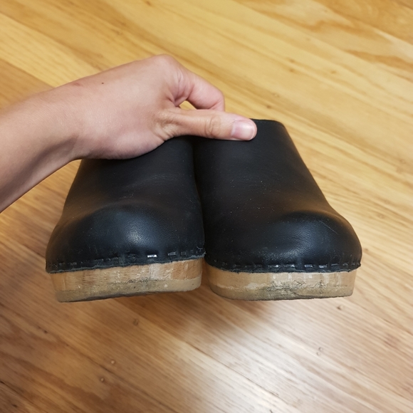 No. 6 wedge clogs - Picture 5 of 8